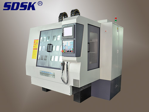 全罩金属品加工类450D-2双头双刀库精雕机
